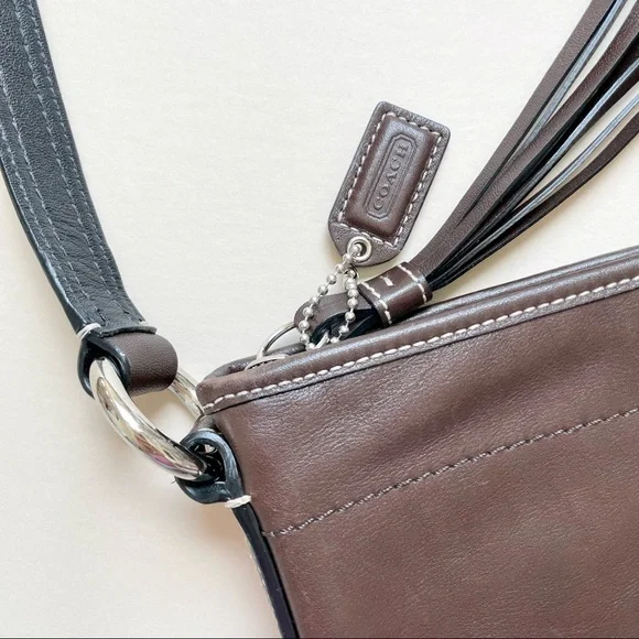 SOLD Coach Brown Leather Crossbody Tassel Zip Purse - Picture 6 of 9